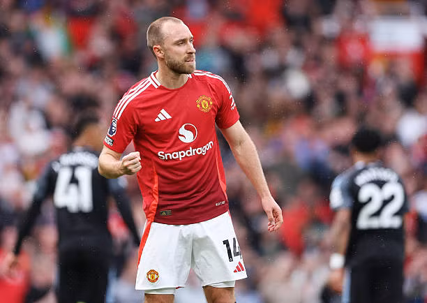 MU phá hỏng giấc mơ dự cúp C1 của Aston Villa ảnh 31