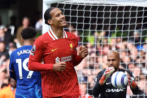 Liverpool thua đậm Chelsea sau khi đã vô địch Ngoại hạng ảnh 31