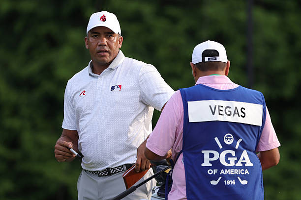Jhonattan Vegas dẫn đầu sau vòng 1 PGA Championship.