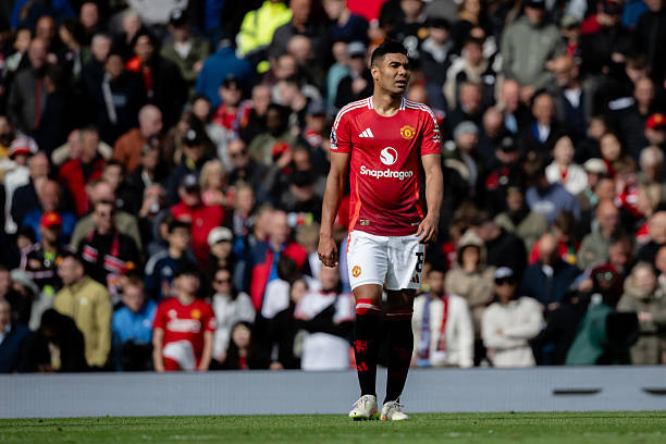 MU phá hỏng giấc mơ dự cúp C1 của Aston Villa ảnh 33