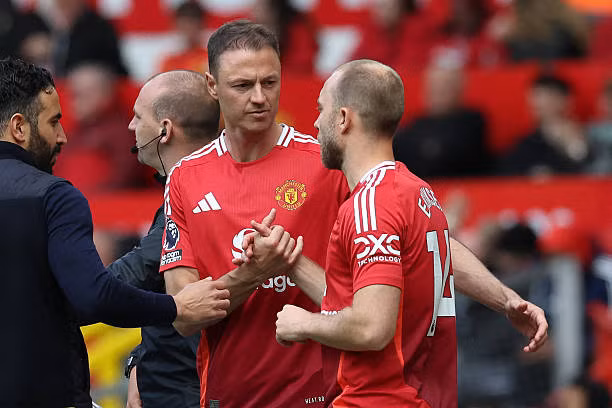 MU phá hỏng giấc mơ dự cúp C1 của Aston Villa ảnh 26