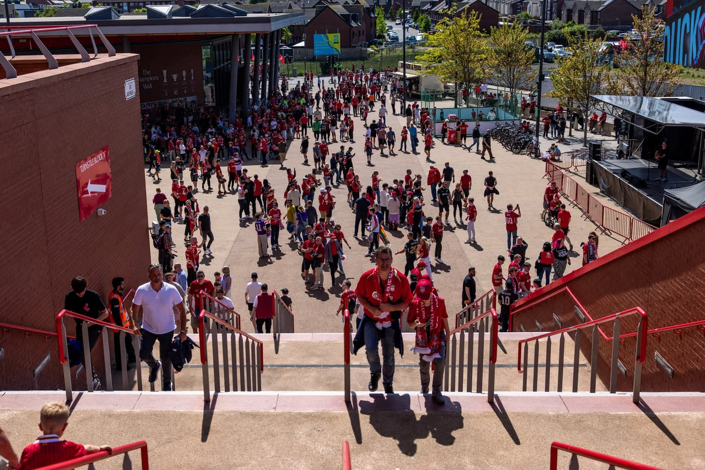 Liverpool và Arsenal bất phân thắng bại ảnh 7 Liverpool và Arsenal bất phân thắng bại ảnh 7