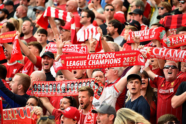 Liverpool và Arsenal bất phân thắng bại ảnh 22 Liverpool và Arsenal bất phân thắng bại ảnh 22