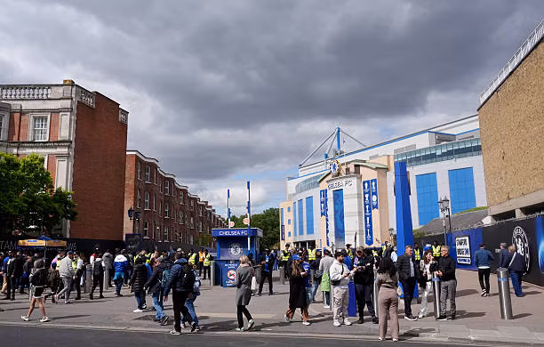 Liverpool thua đậm Chelsea sau khi đã vô địch Ngoại hạng ảnh 6