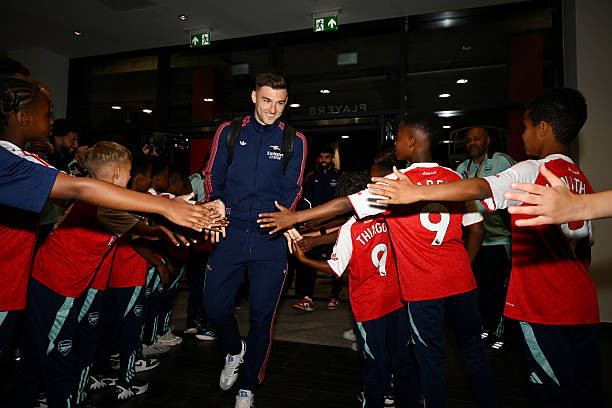 Siêu phẩm của Declan Rice giúp Arsenal giành vé dự Champions League ảnh 10