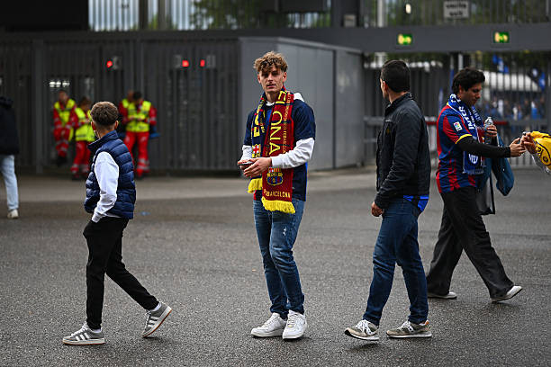 Thắng ngược Barca phút bù giờ, Inter vào chung kết Champions League ảnh 8