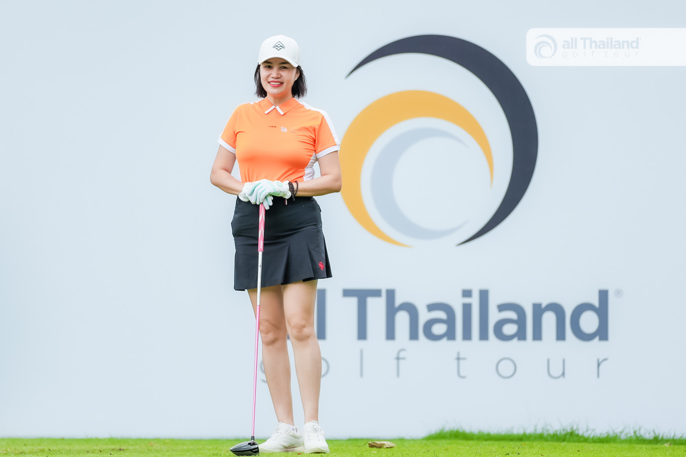 Bà Thu Lành - Giám đốc điều hành của Tràng An Golf & Resort. Bà Thu Lành - Giám đốc điều hành của Tràng An Golf & Resort.