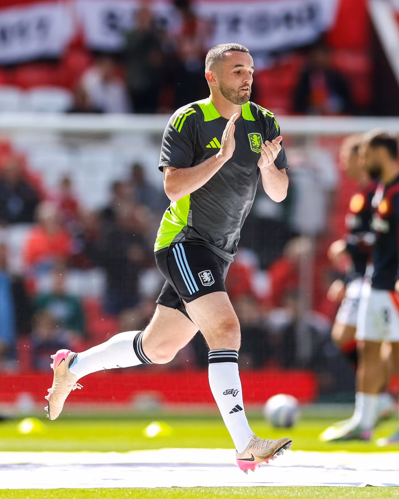 MU phá hỏng giấc mơ dự cúp C1 của Aston Villa ảnh 14
