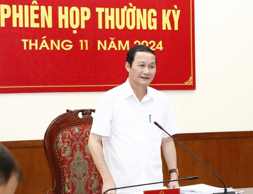 Ông Đỗ Minh Tuấn, Chủ tịch UBND tỉnh Thanh Hoá phát biểu tại phiên họp
