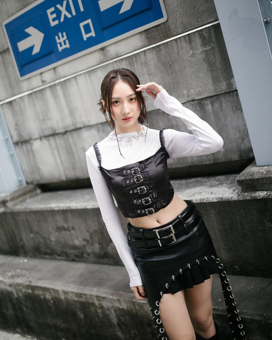 Yumi có 114.000 người theo dõi trên Instagram. Cô nhìn trưởng thành hơn so với tuổi, không chỉ khuôn mặt mà cả vóc dáng. Yumi có 114.000 người theo dõi trên Instagram. Cô nhìn trưởng thành hơn so với tuổi, không chỉ khuôn mặt mà cả vóc dáng.