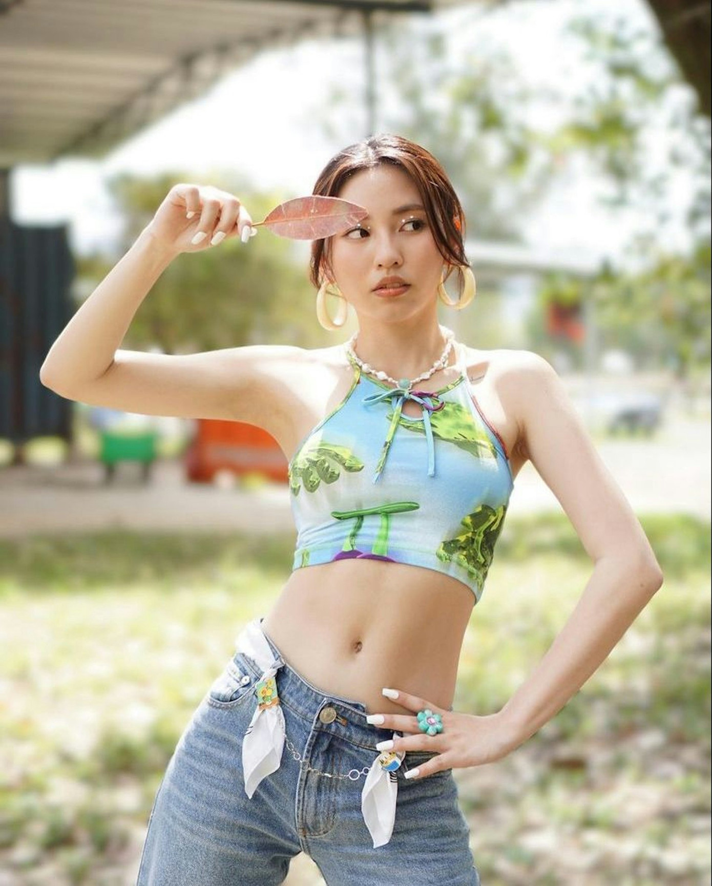 Tô Á Lâm có hơn 327.000 người theo dõi trên Instagram. Cô được yêu thích bởi vẻ ngoài sang chảnh, kiêu kỳ. Tô Á Lâm có hơn 327.000 người theo dõi trên Instagram. Cô được yêu thích bởi vẻ ngoài sang chảnh, kiêu kỳ.