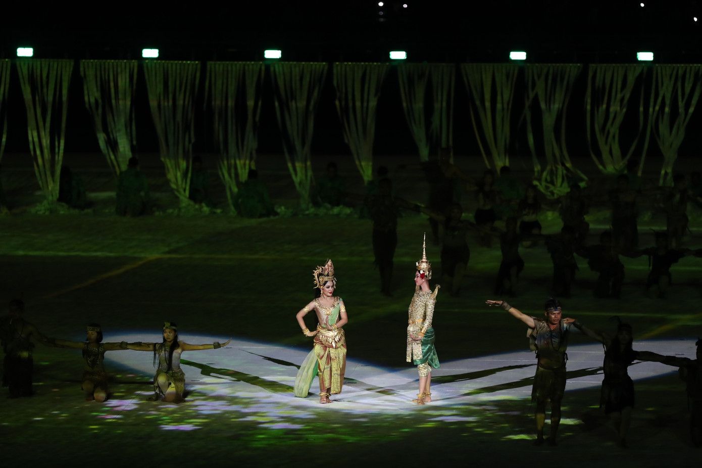 Lễ khai mạc SEA Games 32: Lung linh sắc màu ảnh 41