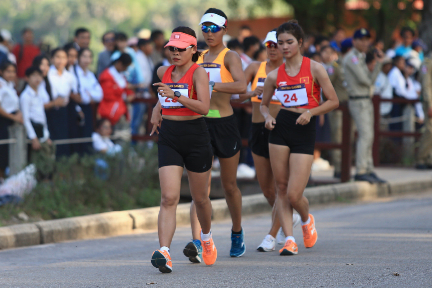 SEA Games 32 ngày thi đấu 6/5: Thanh Phúc giành HCV đi bộ 20km, Thành Ngưng HCB ảnh 27 SEA Games 32 ngày thi đấu 6/5: Thanh Phúc giành HCV đi bộ 20km, Thành Ngưng HCB ảnh 27