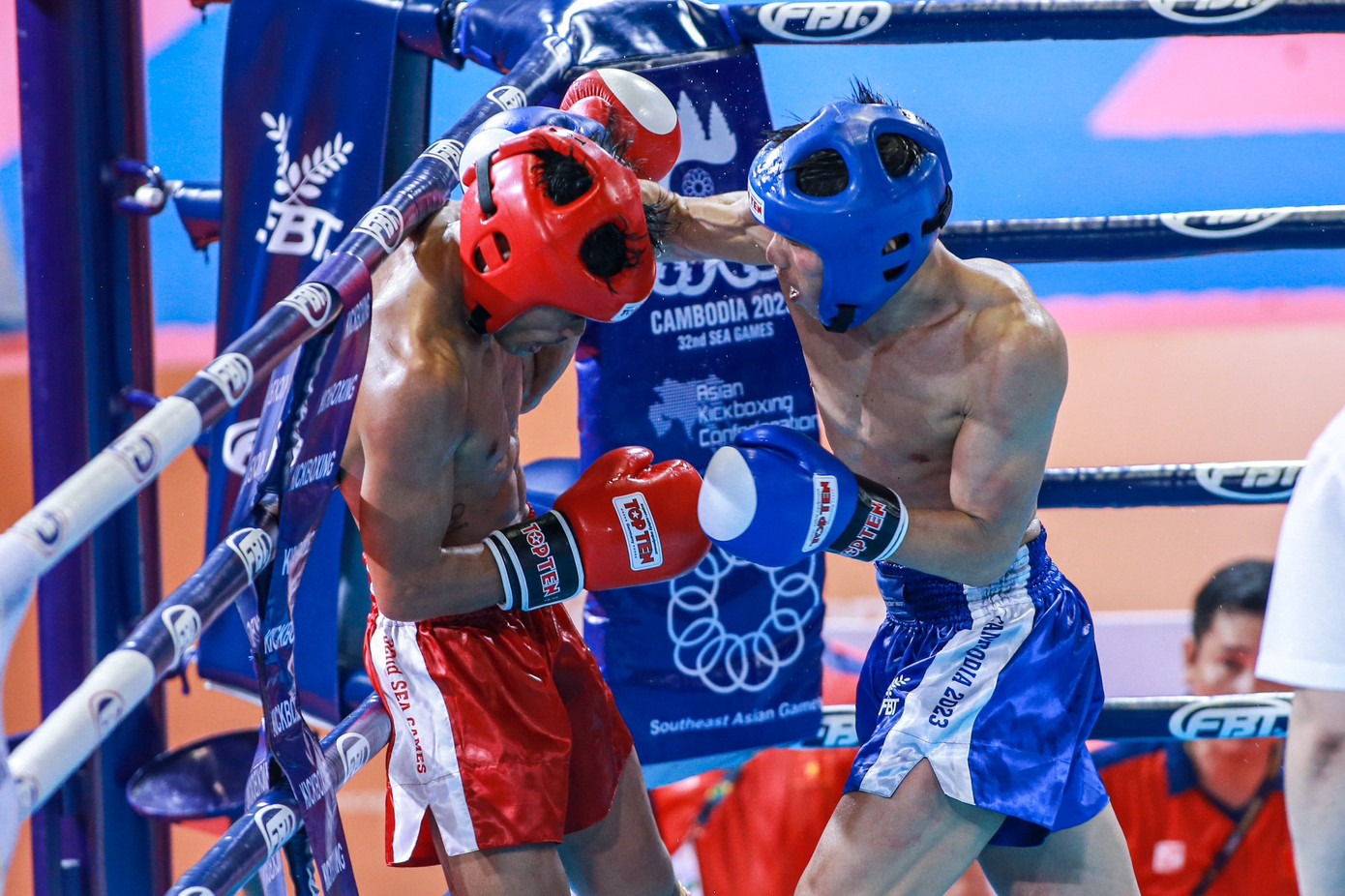 SEA Games 32 ngày 15/5: Giành 124 HCV, Đoàn Thể thao Việt Nam vượt chỉ tiêu ảnh 17