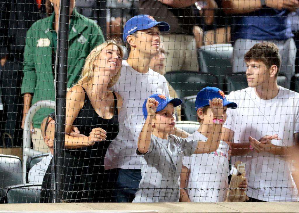 Suốt mùa hè này, gia đình Ivanka có nhiều lịch trình vui chơi. Họ đi tắm nắng trên du thuyền ở Tây Ban Nha cùng với DJ David Guetta vào tháng 7. Trước đó một tháng, họ đến Jordan dự đám cưới của Thái tử Hussein và Rajwa Al Saif.