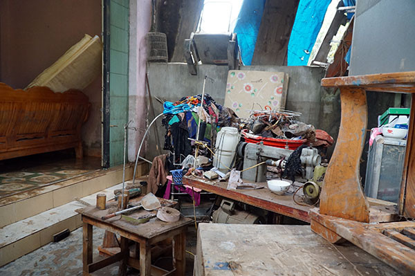 Cận cảnh 33 căn nhà bị lũ bùn thải nhấn chìm ở Lào Cai ảnh 6