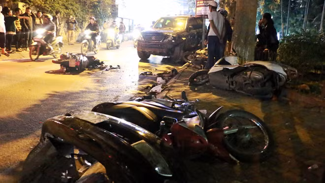 Cô gái tử vong vì va chạm với ‘xế hộp’ BMW trên phố Hà Nội ảnh 3