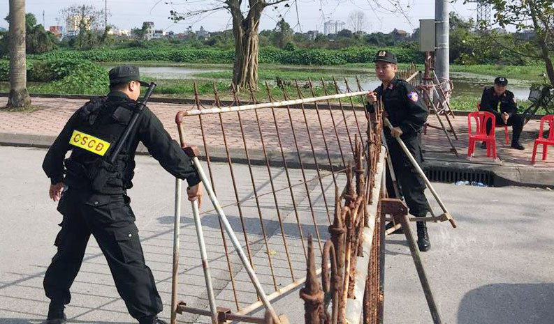 Khai ấn đền Trần 2018: Nhiều đại biểu chia lộc trong đền Thiên Trường ảnh 4 Khai ấn đền Trần 2018: Nhiều đại biểu chia lộc trong đền Thiên Trường ảnh 4