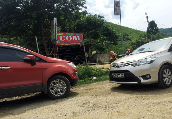 'Xe dù, bến cóc' bủa vây cao tốc Nội Bài - Lào Cai ảnh 7
