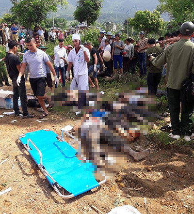 Hiện trường vụ tai nạn thảm khốc ở Lai Châu khiến 11 người tử vong ảnh 3