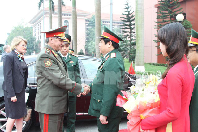 Chuyến thăm và làm việc tại Việt Nam của Bộ trưởng Quốc phòng Nga Sergei Shogun được kỳ vọng là xung lực mới trong quan hệ, hợp tác giữa hai nước