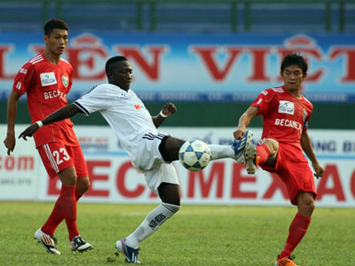 Bóng đá VN loay hoay chuyện đấu đá