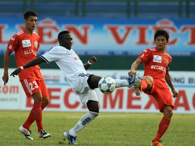 Bóng đá VN loay hoay chuyện đấu đá