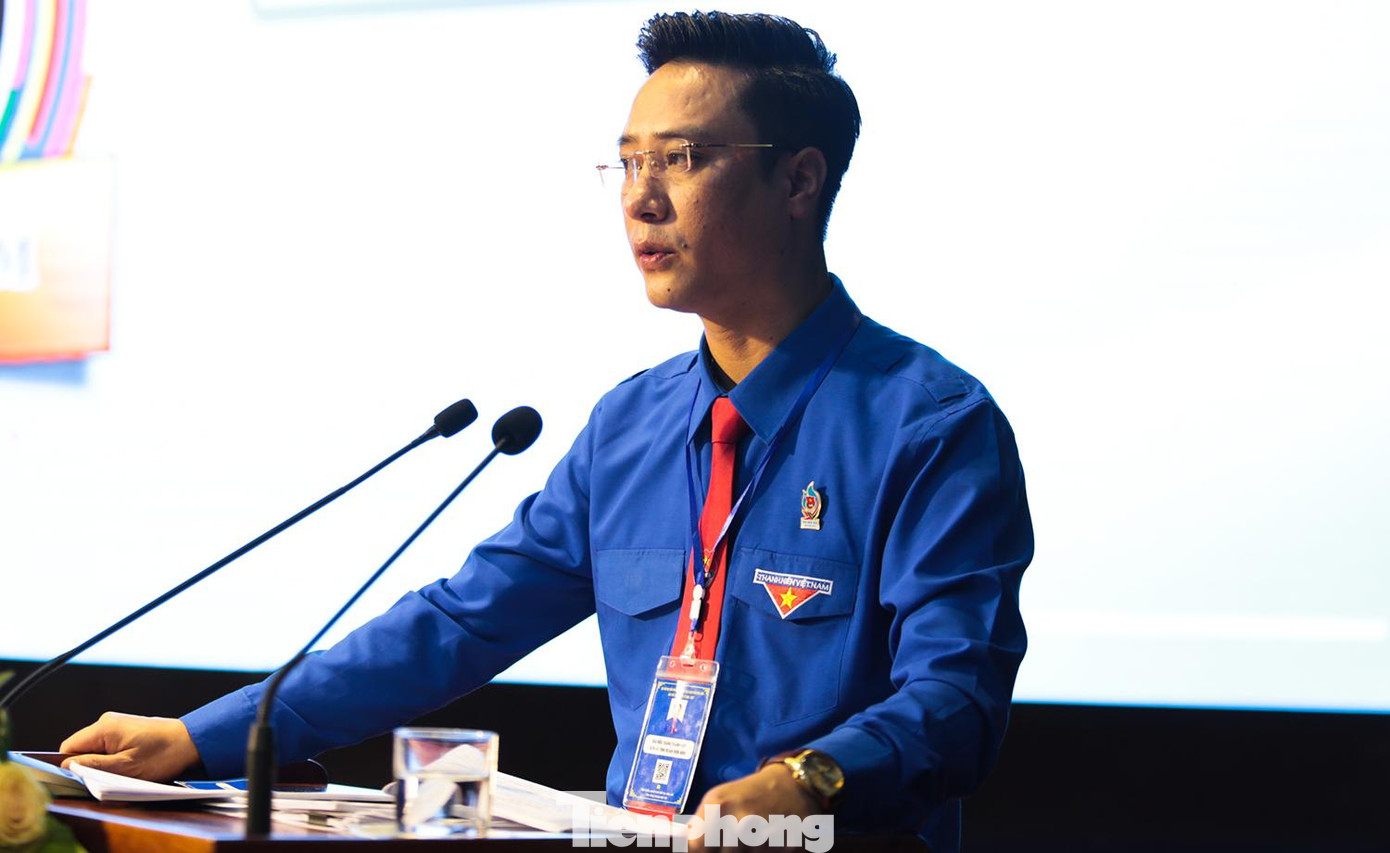 Anh Đặng Thành Huy vừa tái cử chức Bí thư Tỉnh Đoàn Điện Biên khóa XIV, nhiệm kỳ 2022 - 2027. Ảnh: Hân Nguyễn Anh Đặng Thành Huy vừa tái cử chức Bí thư Tỉnh Đoàn Điện Biên khóa XIV, nhiệm kỳ 2022 - 2027. Ảnh: Hân Nguyễn