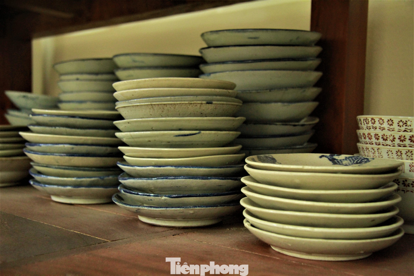 Đến thăm bảo tàng, nhiều hiện vật giờ chỉ có trong ký ức giờ lại hiện diện trực tiếp để được cầm, nắm và cảm nhận.