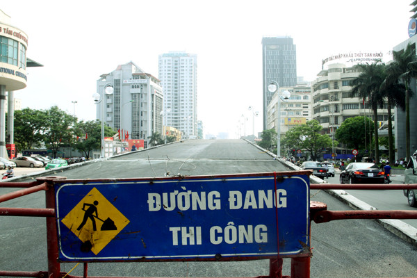 Cây cầu vẫn dang trong giai đoạn hoàn thiện