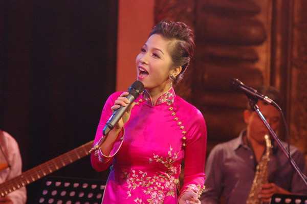 Cả hai cùng cháy hết mình