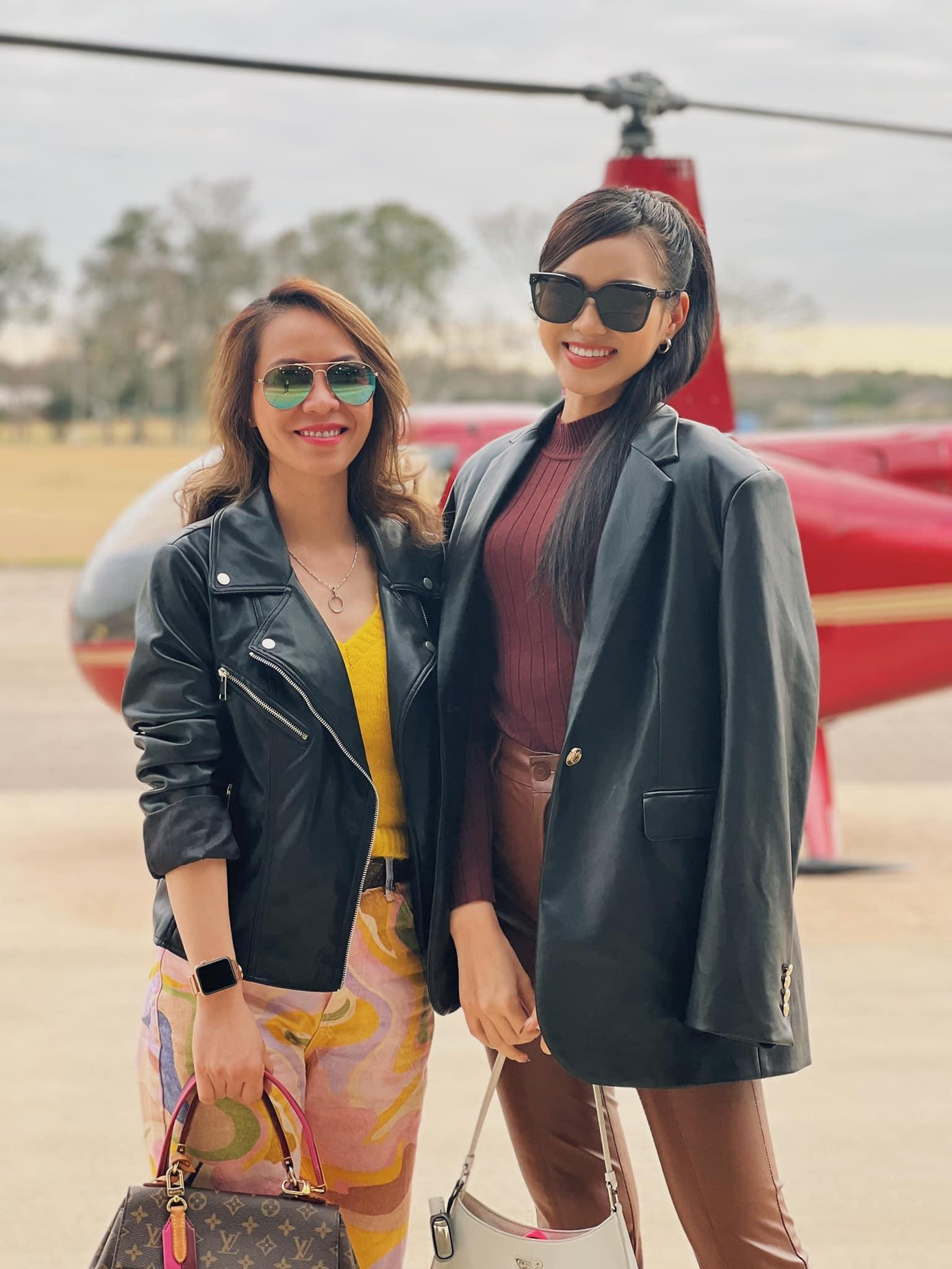 Mới đây, Hoa hậu Đỗ Thị Hà và bạn bè đã có trải nghiệm thú vị khi ngồi trực thăng ngắm cảnh thành phố Houston từ trên cao.