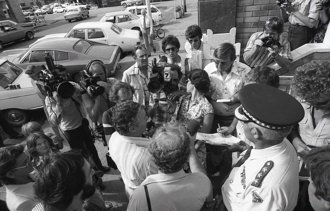 Cảnh sát Murwillumbah công bố với báo chí về vụ trộm ngân hàng ngày 23/11/1978. Ảnh: Guardian