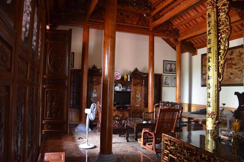 Ngôi nhà gỗ lim giá bạc tỷ của lão nông Hải Phòng ảnh 5