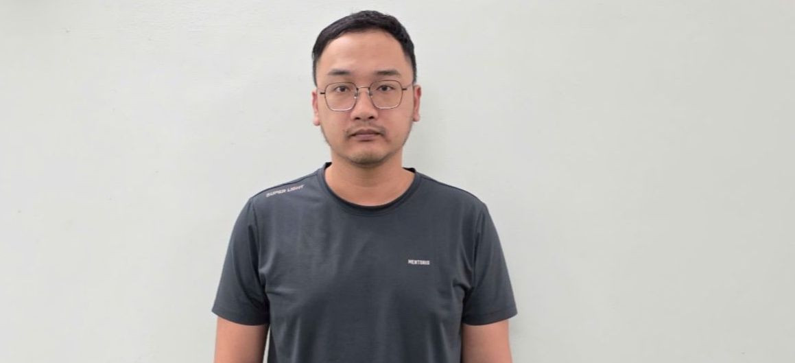 Cao Minh Thuận tại cơ quan công an. Ảnh: Văn Vũ. Cao Minh Thuận tại cơ quan công an. Ảnh: Văn Vũ.