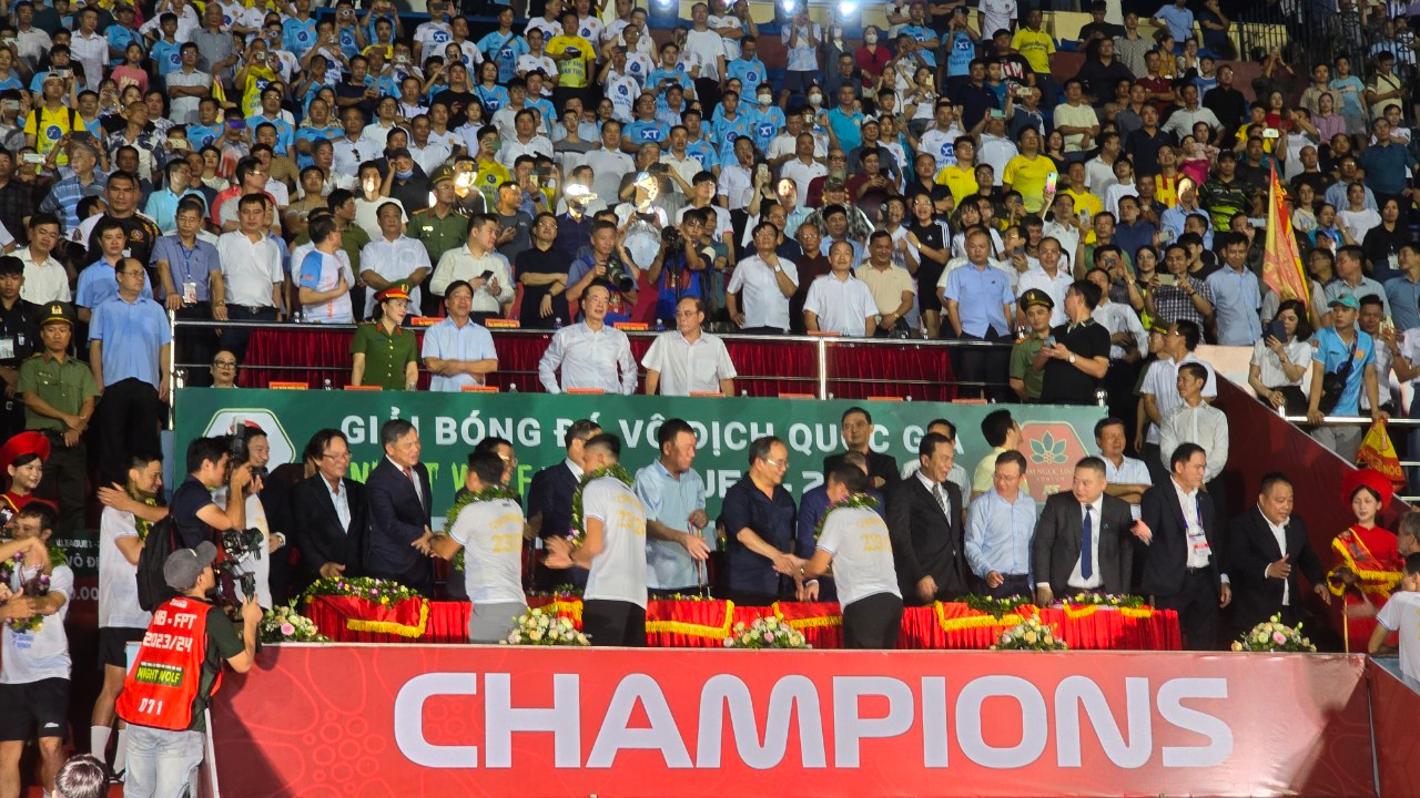  Đại thắng Khánh Hòa 5-1, Thép Xanh Nam Định lên ngôi vô địch trước 1 vòng đấu ảnh 22