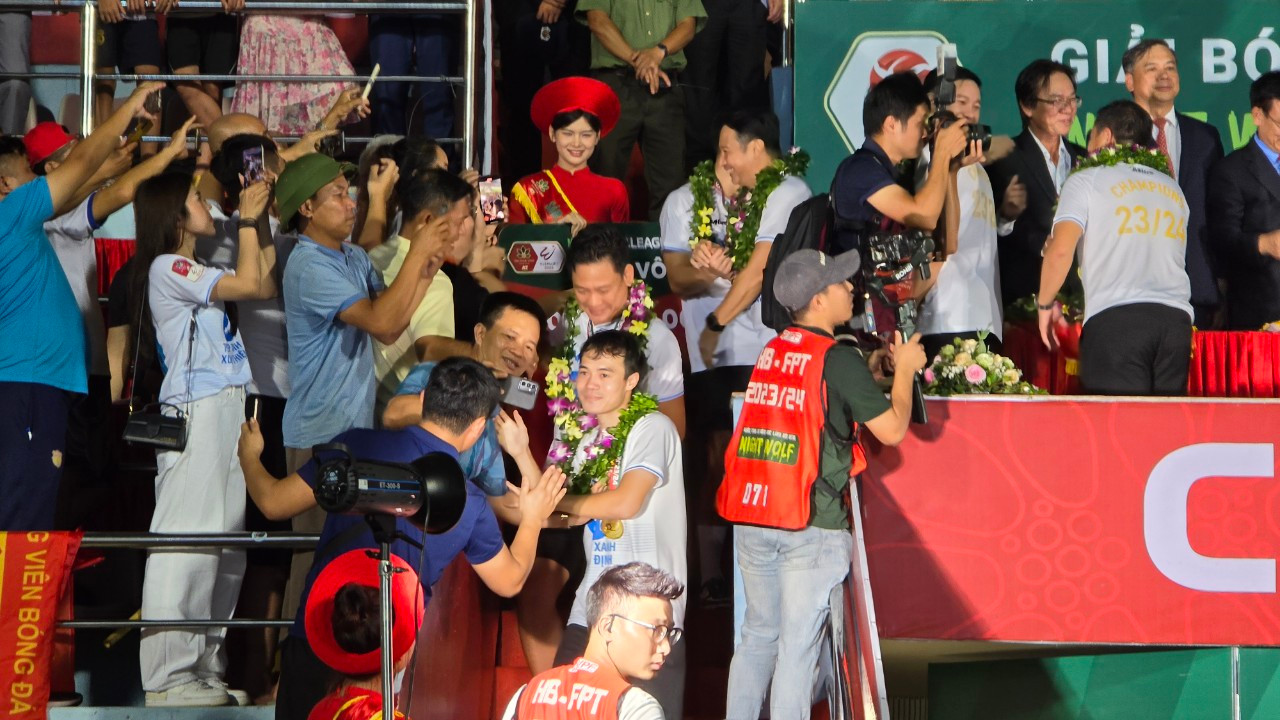  Đại thắng Khánh Hòa 5-1, Thép Xanh Nam Định lên ngôi vô địch trước 1 vòng đấu ảnh 25