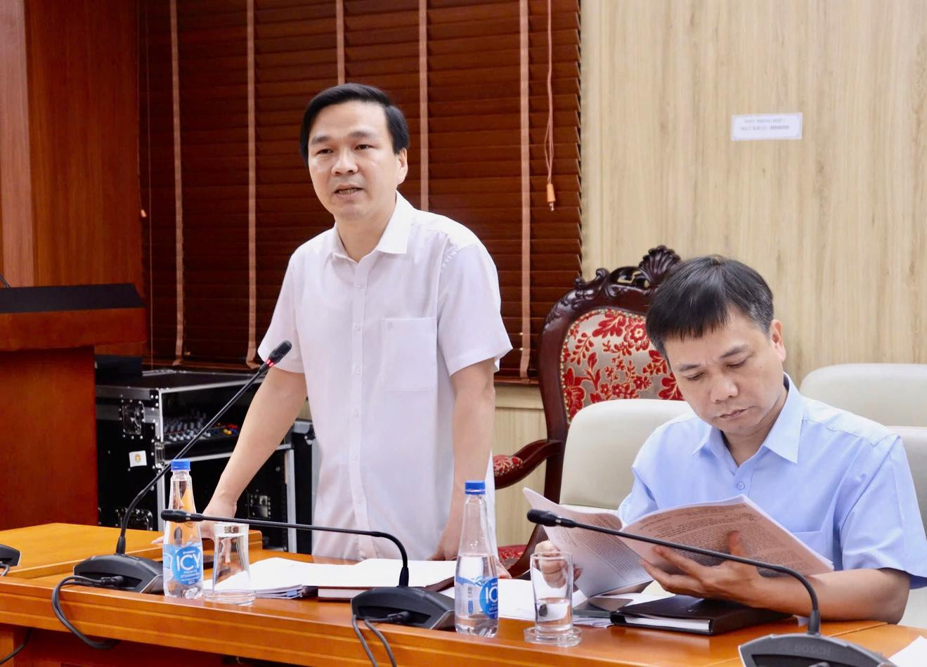 Ông Hoàng Hưng, Vụ trưởng Vụ I phát biểu tại buổi công bố kết luận thanh tra. Ảnh: Báo Thanh tra Ông Hoàng Hưng, Vụ trưởng Vụ I phát biểu tại buổi công bố kết luận thanh tra. Ảnh: Báo Thanh tra