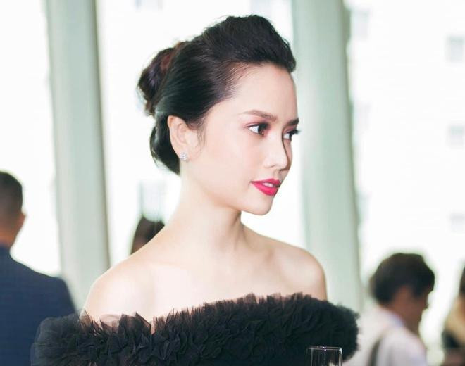 Gia đình Thùy Giang tự điều trị Covid tại nhà. Ảnh: NVCC.