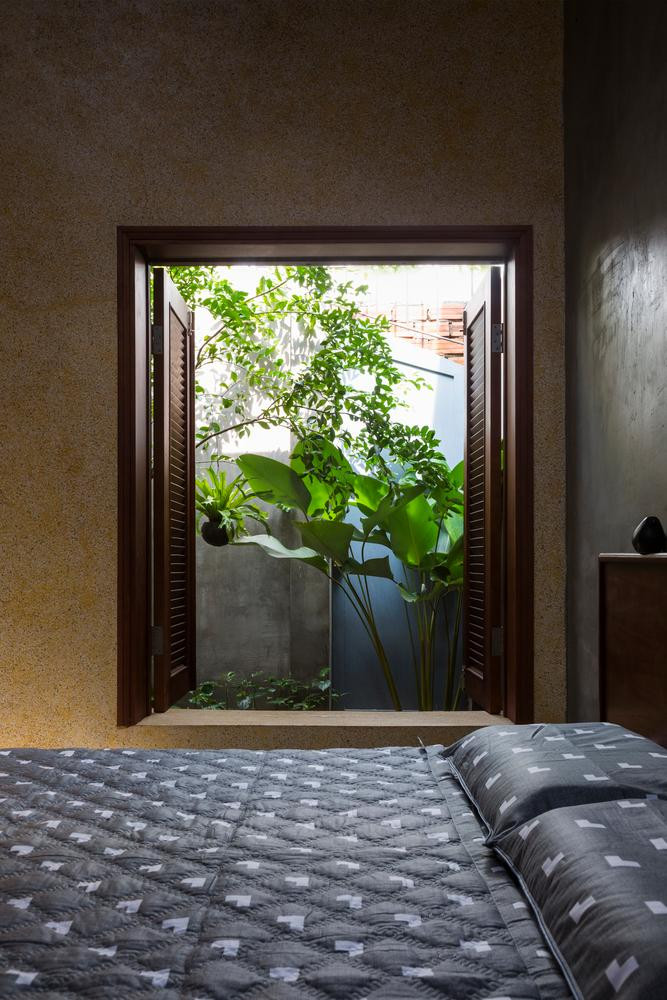 Phòng ngủ được bố trí ở phía cuối nhà. Từ phòng ngủ, mở cửa sổ ra có thể tận hưởng sự mát mẻ của thiên nhiên. Phòng ngủ được bố trí ở phía cuối nhà. Từ phòng ngủ, mở cửa sổ ra có thể tận hưởng sự mát mẻ của thiên nhiên.