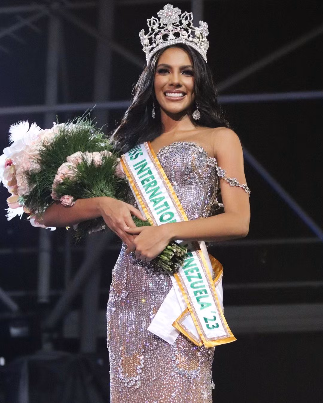 Sáng 8/12 theo giờ Việt Nam đã diễn ra chung kết cuộc thi Hoa hậu Venezuela 2023. Chung cuộc, người đẹp Sakra Guerrero đã được trao danh hiệu Hoa hậu Quốc tế Venezuela 2024. Cô trở thành đại diện của Venezuela ở cuộc thi Hoa hậu Quốc tế 2024 tổ chức ở Nhật Bản.