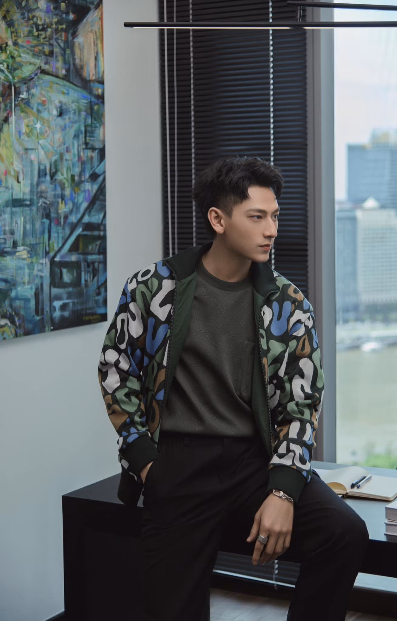 Nam ca sĩ Isaac là hình mẫu lý tưởng cho rất nhiều cô gái.