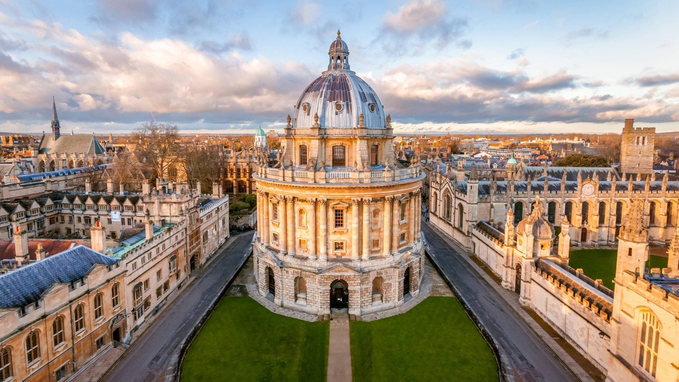 Đại học Oxford năm thứ 7 liên tiếp đứng vị trí số 1 bảng xếp hạng các trường đại học tốt nhất thế giới. Nguồn: Internet