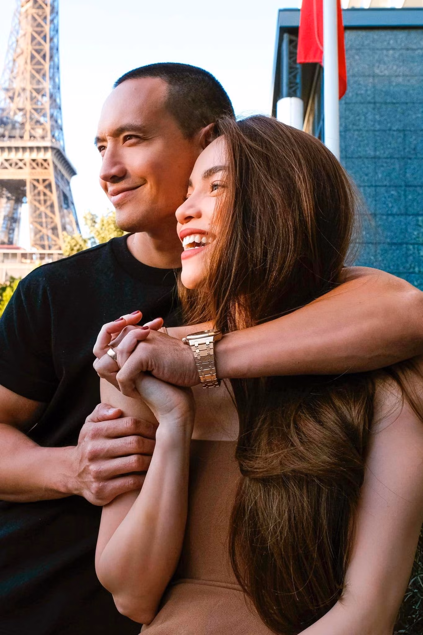 Hồ Ngọc Hà cho biết Kim Lý đã trưởng thành hơn từ khi có Lisa và Leon.