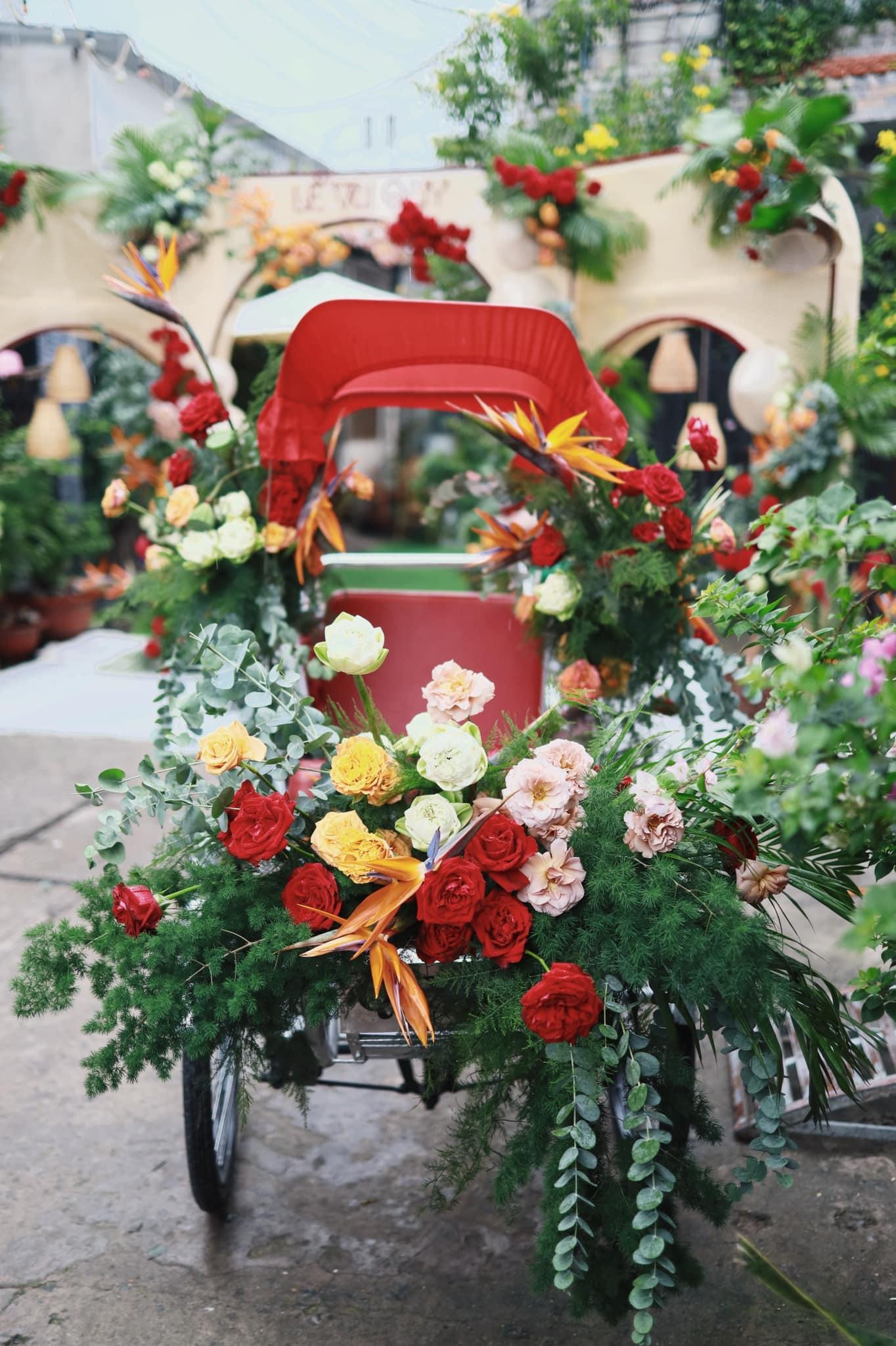 Điểm nhấn trong không gian MC Liêu Hà Trinh lựa chọn cho lễ vu quy. Ảnh: FBNV Điểm nhấn trong không gian MC Liêu Hà Trinh lựa chọn cho lễ vu quy. Ảnh: FBNV