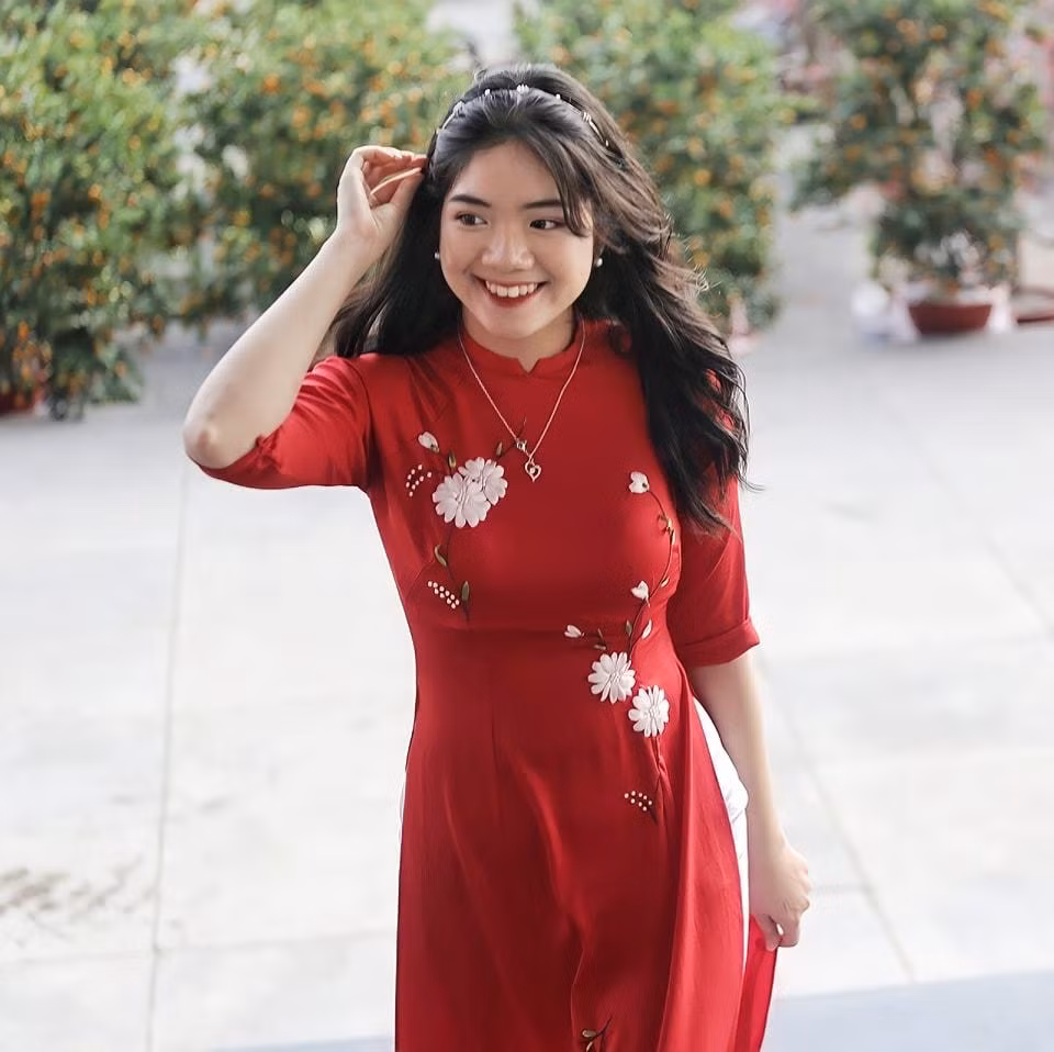 Bích Ngọc đã chinh phục thành công tấm vé học bổng của Chính phủ Ba Lan.