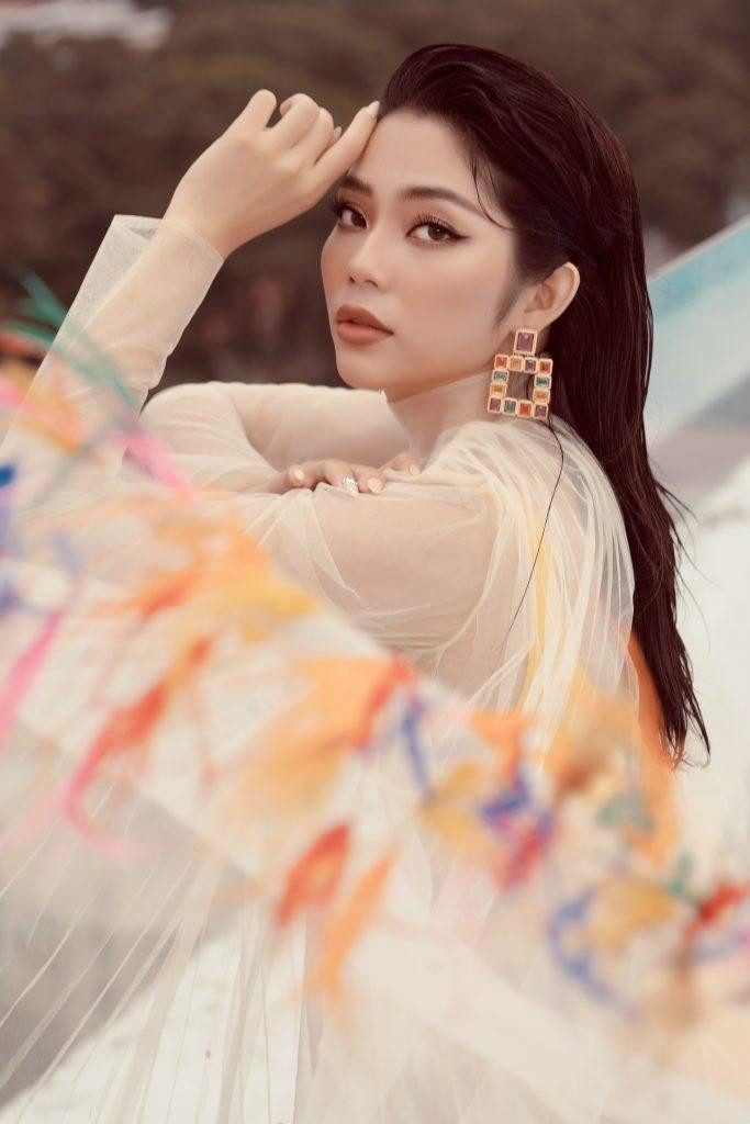 Lâm Thu Hồng từng bị lạc toàn bộ hành lý khiến người hâm mộ lo lắng.