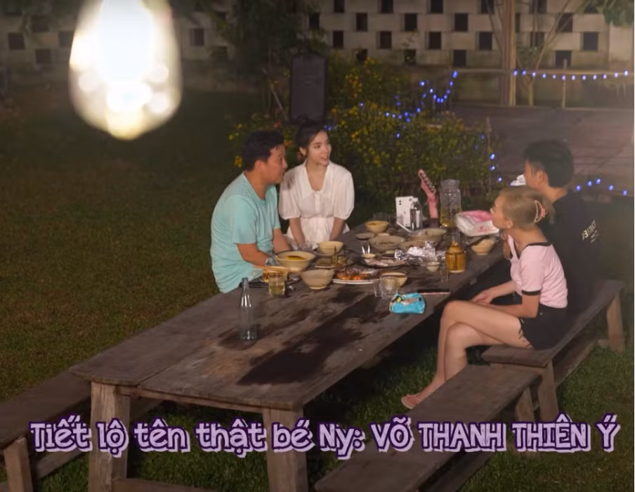 Cả Lyly, Ricky Star và Phương Lan đều dành lời khen ngợi trước cái tên "quá kêu" của con gái Trường Giang - Nhã Phương. Ảnh chụp màn hình.
