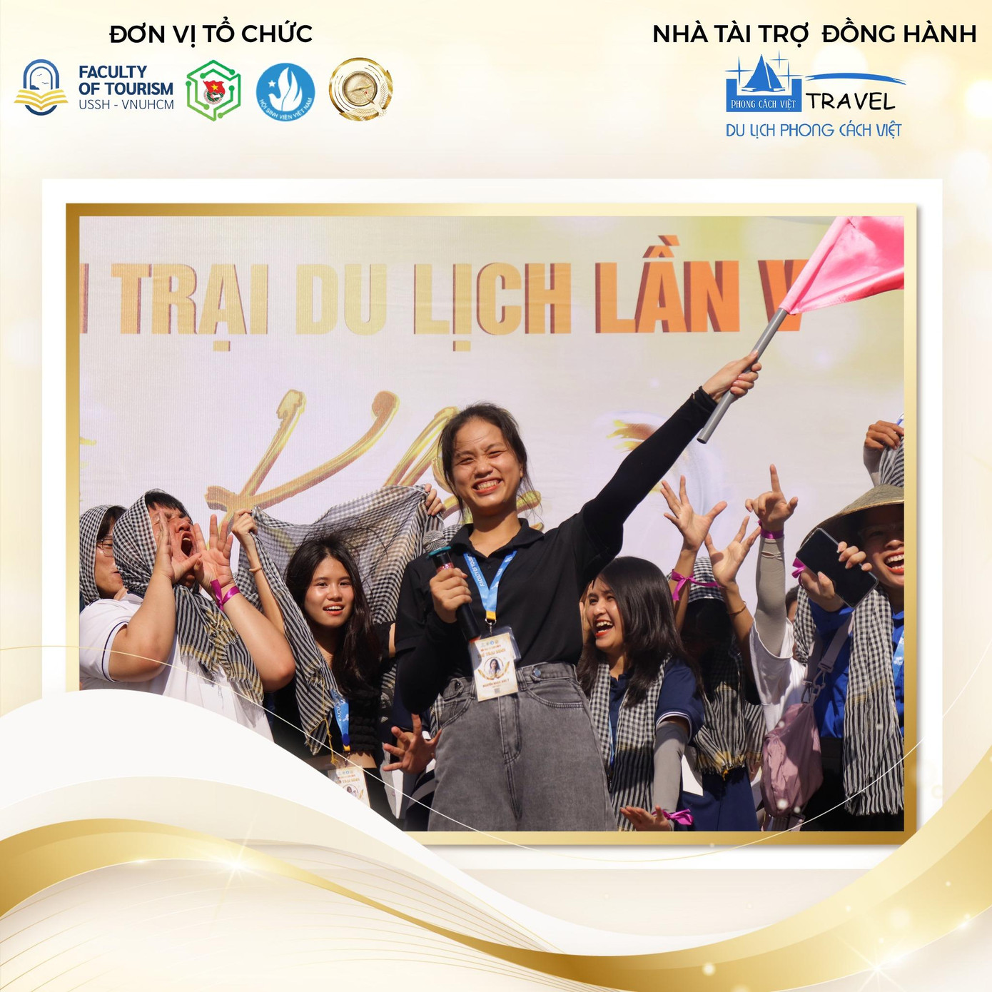 Sinh viên Nhân văn tràn đầy sức trẻ bất chấp thời tiết nắng nóng. Nguồn: Fanpage Đoàn Hội Du Lịch