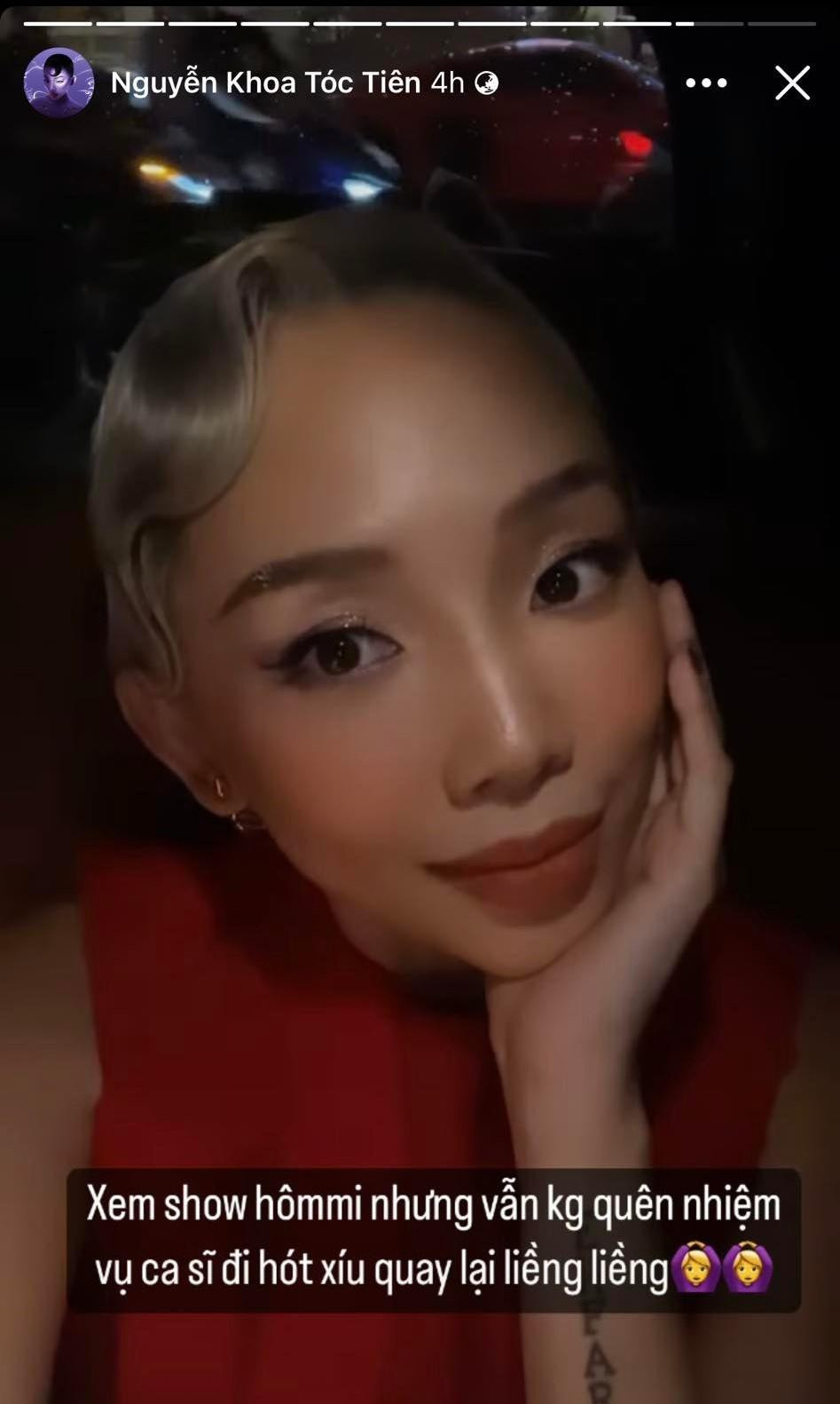 Dù khá bận rộn với lịch trình từ trước, cô vẫn cố gắng có mặt để cổ vũ &quot;người thương&quot;.